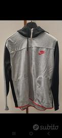 felpa Nike con cappuccio
