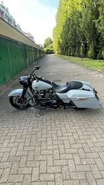 Road king special