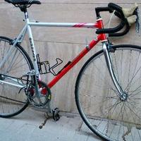 Bici da corsa vintage dedonato