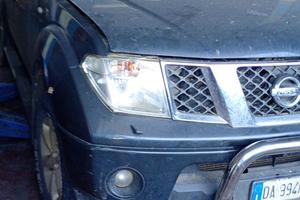 NISSAN NAVARA DOUBLE CAB (2006) MOTORE ROTTO