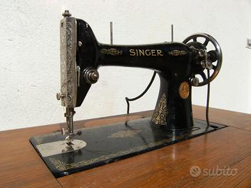 Macchina da cucire SINGER del 1930 con libretto