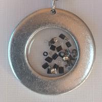 Collane con ciondolo in resina