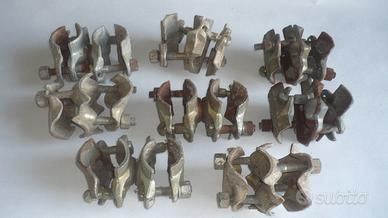 Lotto di morsetti per tubi Innocenti da ponteggio