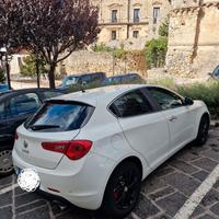 Alfa Romeo Giulietta JTDM  2.0 140CV - 185000 KM