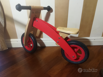 BICICLETTA SENZA PEDALI IN LEGNO naturale e rosso