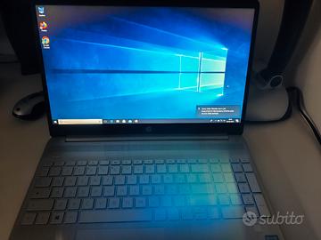 notebook HP icore 7 8 GB di RAM 
