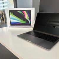 Apple MacBook Pro 13-pollici 2017 , Four Thunderbo