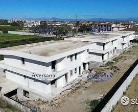 Ville ampia metratura con piscina