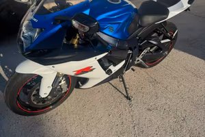 Suzuki GSXr 750
