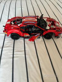 LEGO Technic Ferrari 488 GTE "AF Corse #51