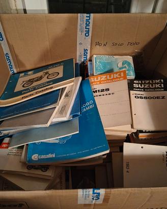 Manuali uso e manutenzione moto