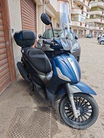 Beverly 300