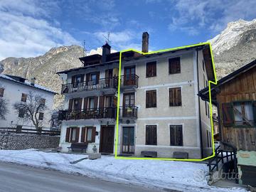 Villetta a schiera di 174 m² con più di 5 locali a