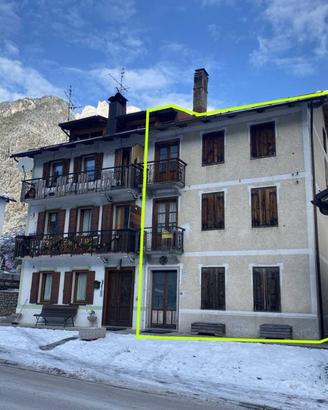 Villetta a schiera di 174 m² con più di 5 locali a