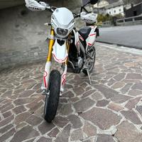 Hm crm f125 - 2016