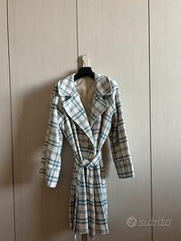 Cappotto leggero a qaudri blu e panna