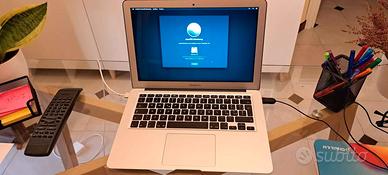 MacBook Air 13" (2017) | Intel i5 - 8GB RAM - 256G