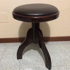 Sgabello per pianoforte regolabile
