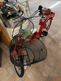 Bici rossa Via Veneto per bimbi