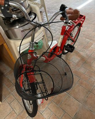 Bici rossa Via Veneto per bimbi