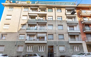 TRILOCALE SU PIAZZA STATUTO