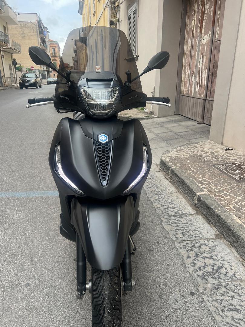 Piaggio Medley Piaggio Beverly 300 Nero Opaco Moto Piaggio Medley