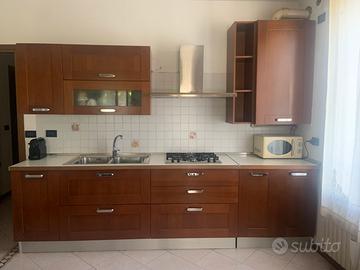 Cucina in ciliegio