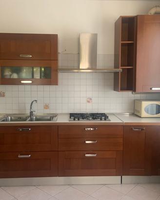 Cucina in ciliegio
