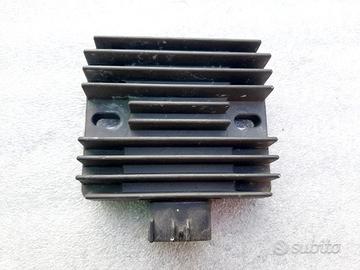 REGOLTORE DI TENSIONE YAMAHA R6 2006 al 2016