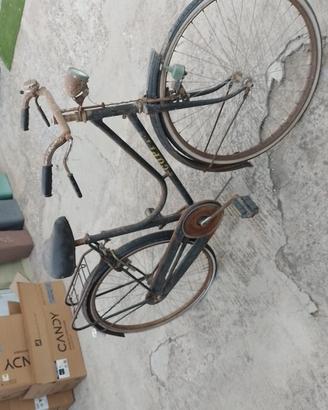 bicicletta con freni a bacchetta