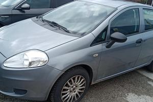 Fiat grande punto benzina Km 189000