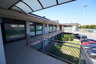 Immobile di 86 m² a Trezzano Rosa