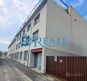 Attico / Mansarda di 187 m² con 4 locali e box aut