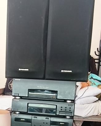 Stereo pioneer