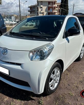 Toyota iQ 1.0 Sol Bianco perla tetto nero Lucido