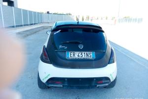 Lancia Ypsilon Momo design 