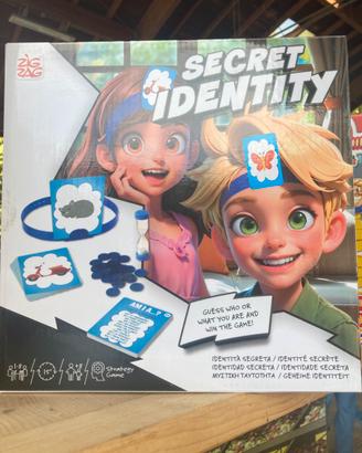 Gioco secret identity