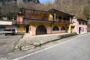 Immobile di 160 m² a Fabbriche di Vergemoli