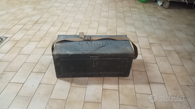 Lancia cassetta porta attrezzi