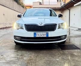 Skoda Superb 2015 2.0 Tdi