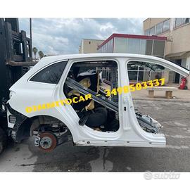 Mercedes Classe B 2019 Scocca per tagliate