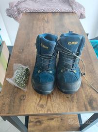 scarponcini trekking 