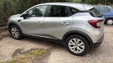 renault captur benzina