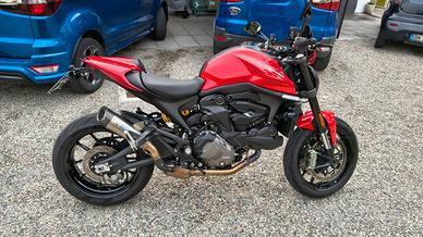 Ducati Monster 937 +