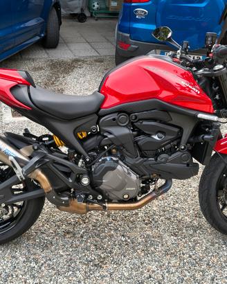 Ducati Monster 937 +