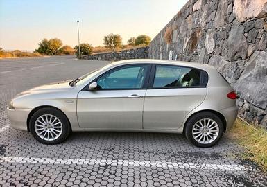 Alfa Romeo 147