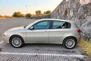 Alfa Romeo 147