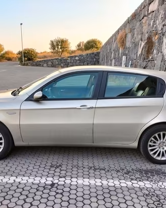 Alfa Romeo 147