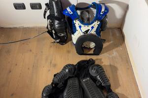 Protezioni motocross enduro pettorina ginocchiere