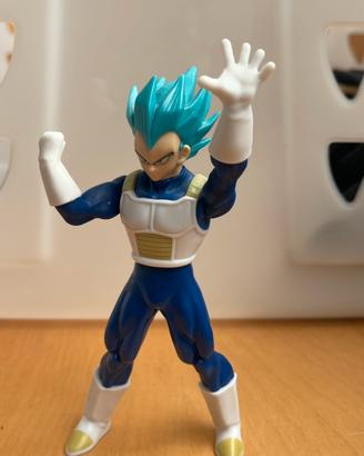 sorpresa Kinder action figure Vegeta